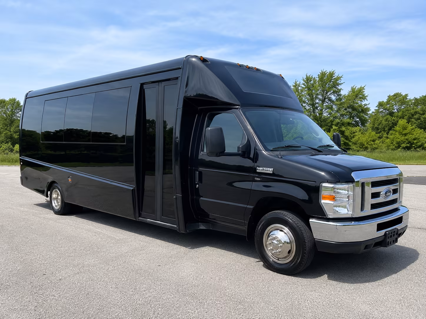 charter buses for large taunton prom groups heading to the south shore