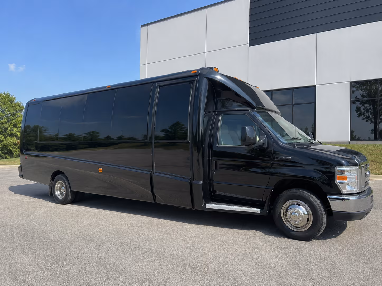 party buses for taunton wedding parties and bridal groups